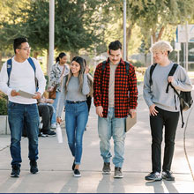 Students walking together 