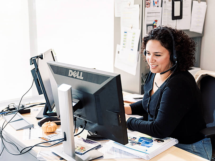 CCC employee providing virtual assistance